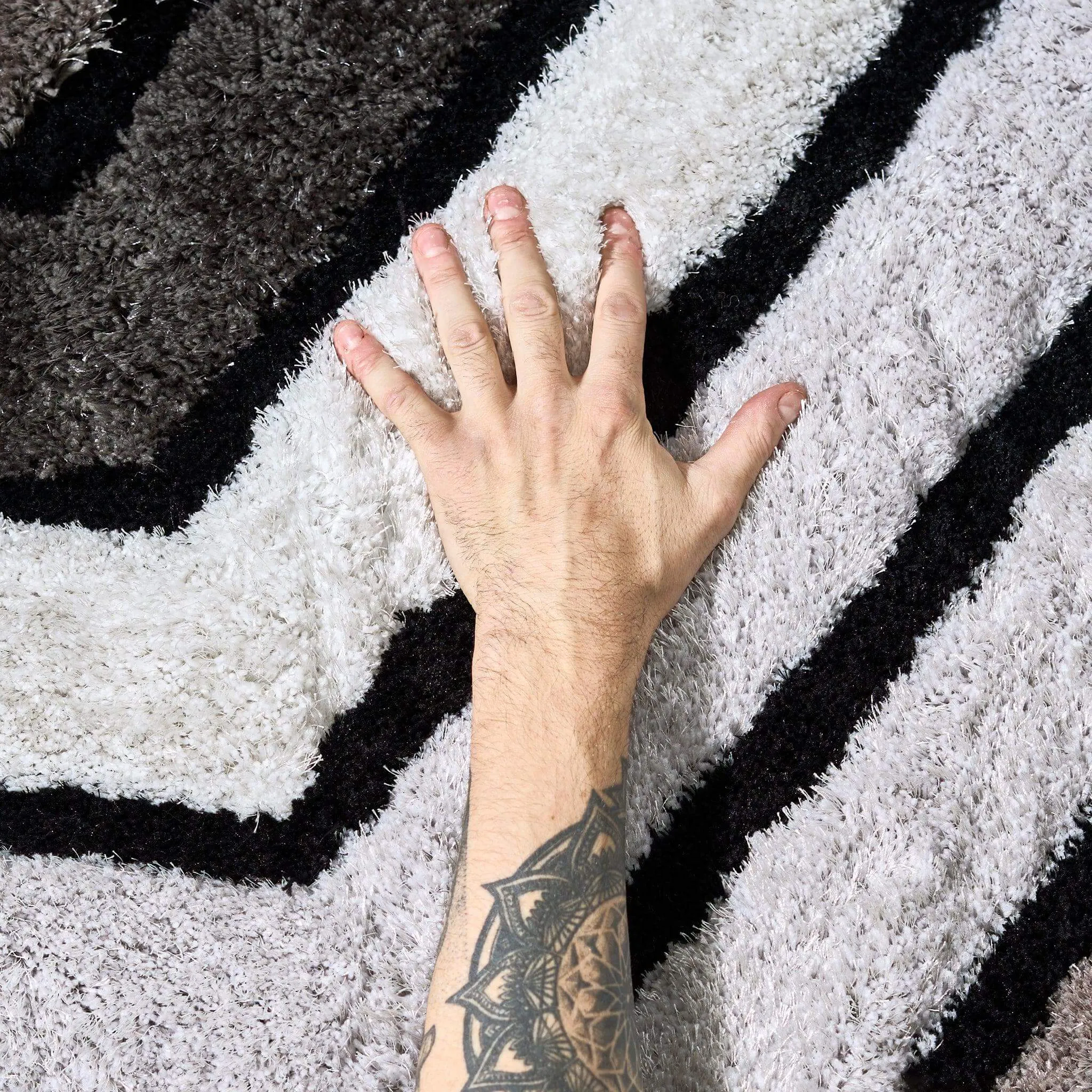 Neutral 3D Geometric Shaggy Rug - Hawaii