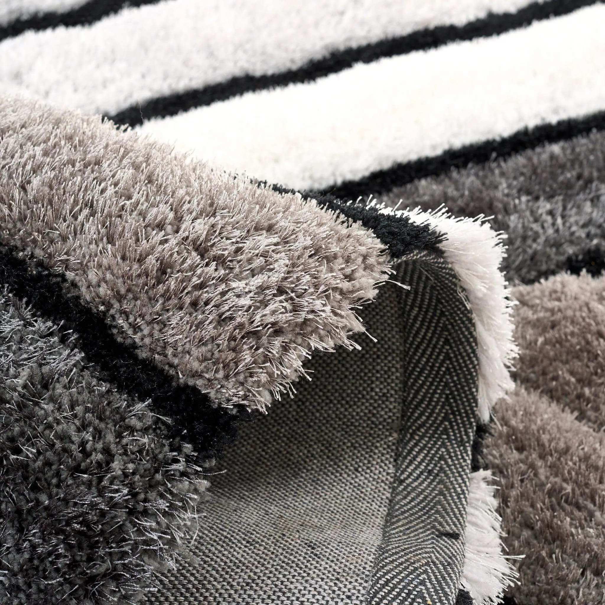Neutral 3D Geometric Shaggy Rug - Hawaii
