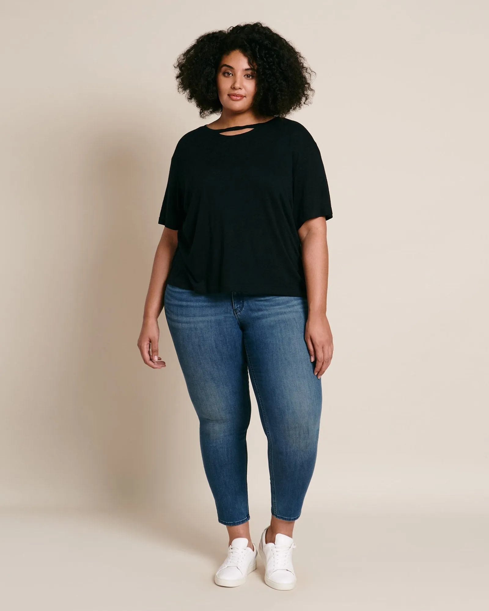 Noelle Tee | Black