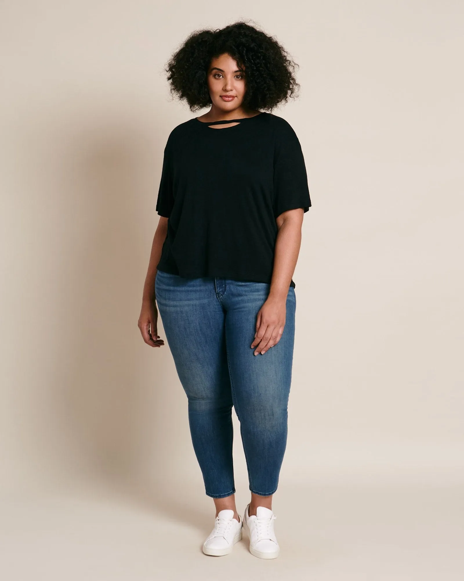 Noelle Tee | Black