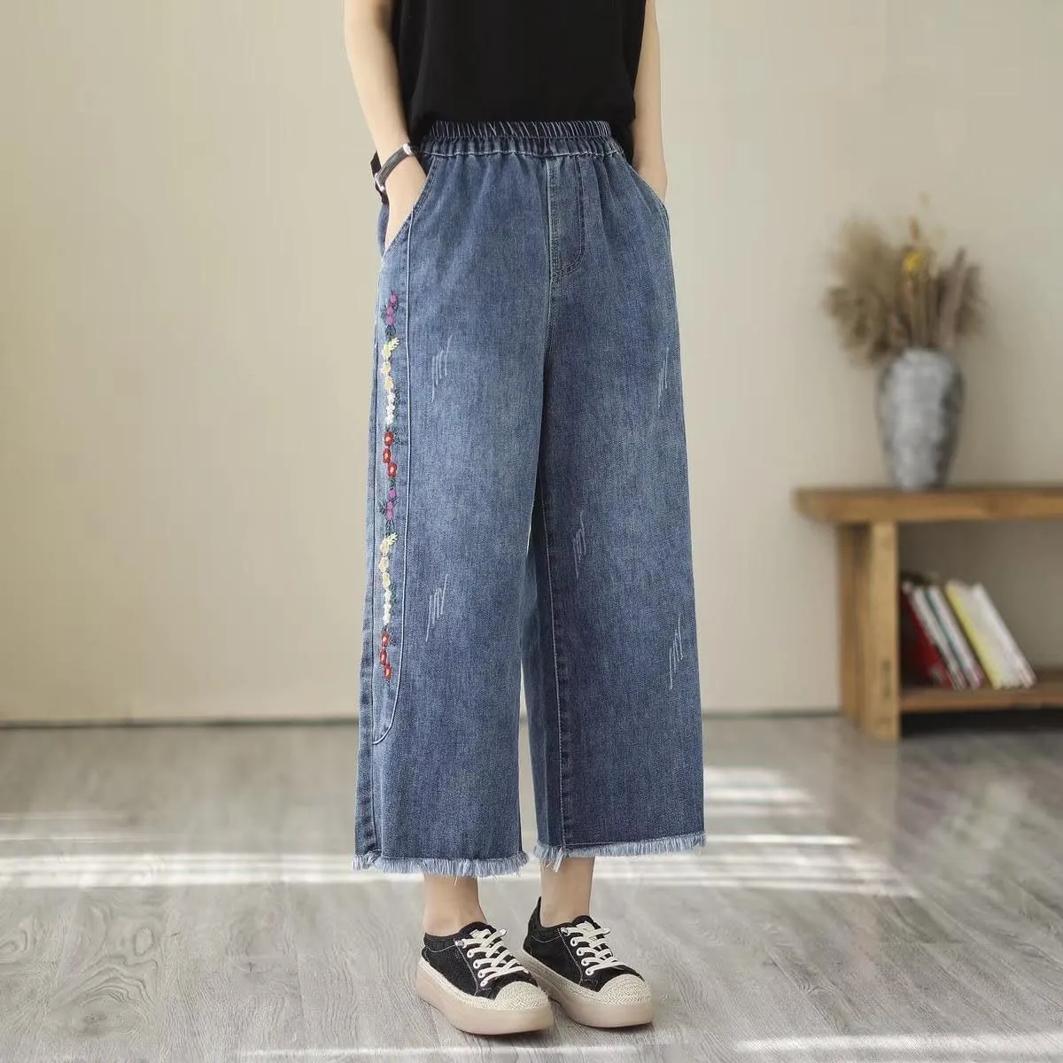 Women's Vintage Style Wide Leg Denim Pants with Embroidery and Tassels Elastic Waist Ankle Length